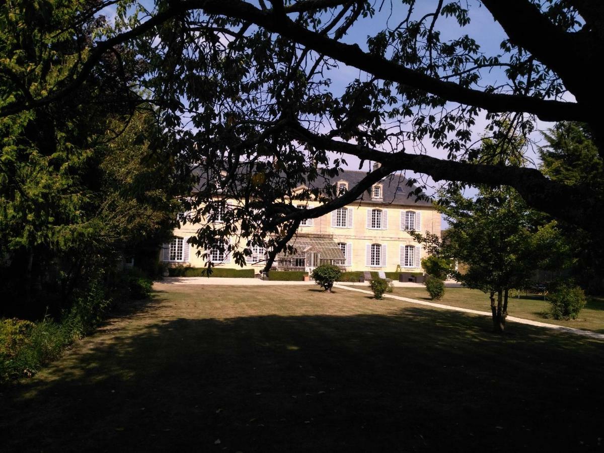Bed & Breakfast Chateau Les Cedres Bretteville-l'Orgueilleuse Exterior foto