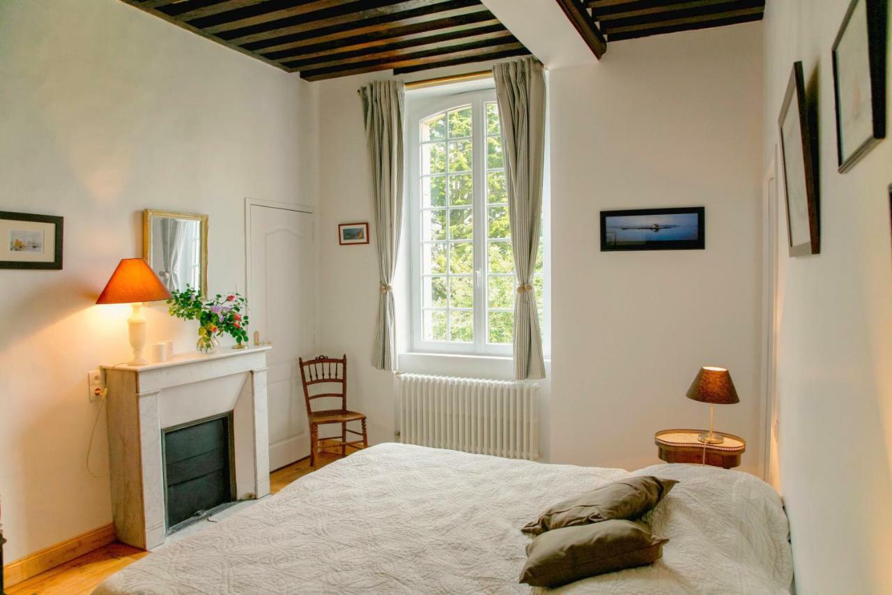 Bed & Breakfast Chateau Les Cedres Bretteville-l'Orgueilleuse Exterior foto